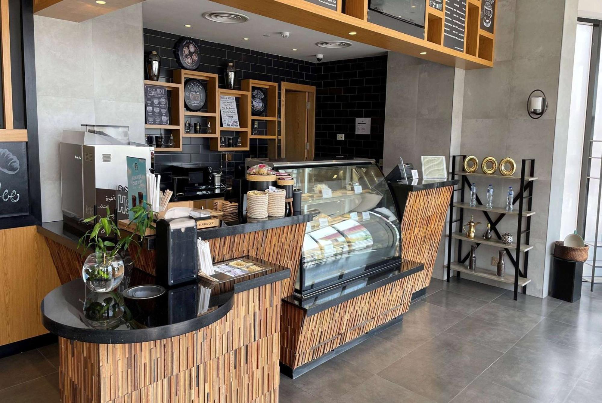 Ramada Hotel & Suites By Wyndham Al Qassim Al Bukayriah Bagian luar foto